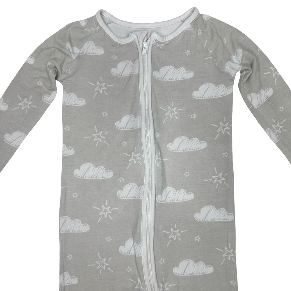 Little Sleepies OG HTF Grey‎ Clouds and Stars Zippy